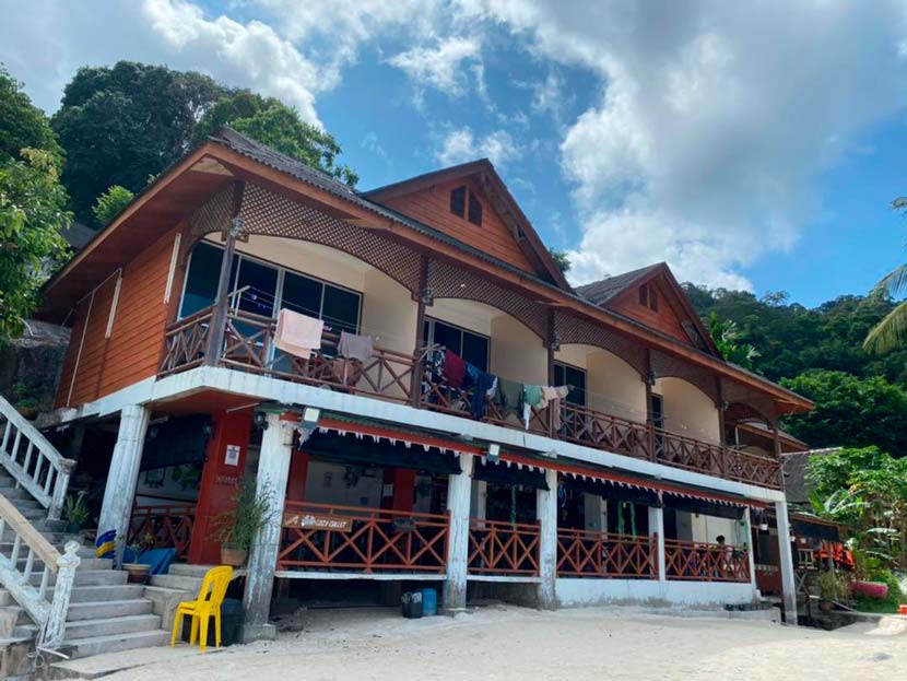 Cozy Resort, ubicado a pie de playa, es una opción económico donde dormir en Pulau Besar