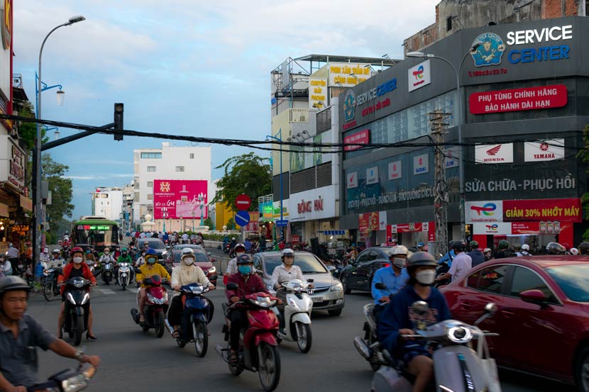 multitud de motos en las calles de Ho Chi Minh