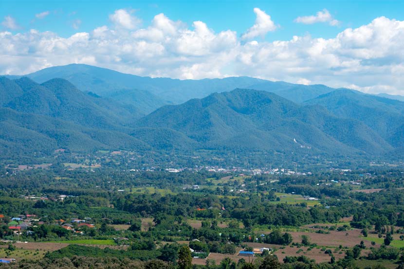 Las vistas de Pai desde el mirador de Yun Lai